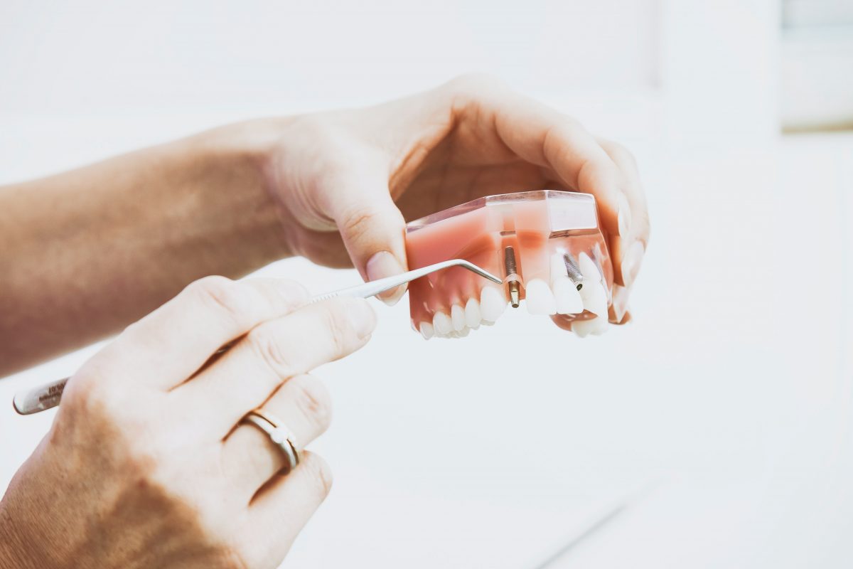 6 Signs You Will Need Full or Partial Dentures in the Future